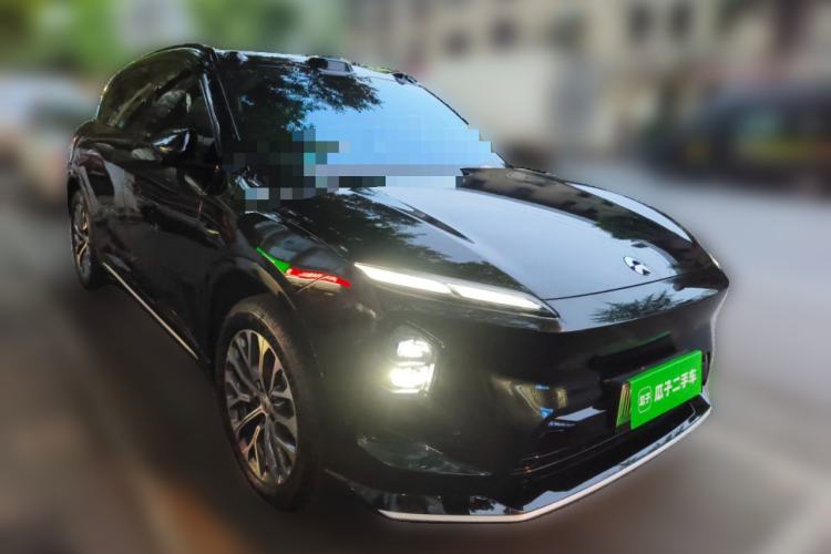 Used Nio ES6 2025 75 kWh Front Right 45 Deg