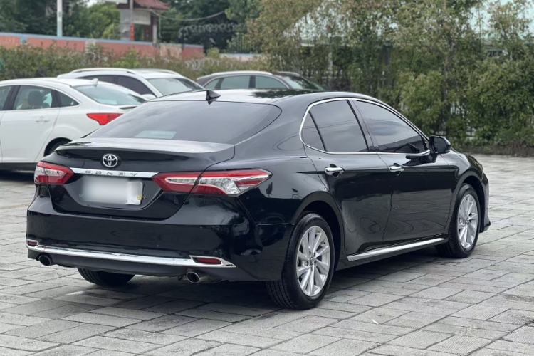 Used Toyota Camry 2023 2.0G Luxury Edition
