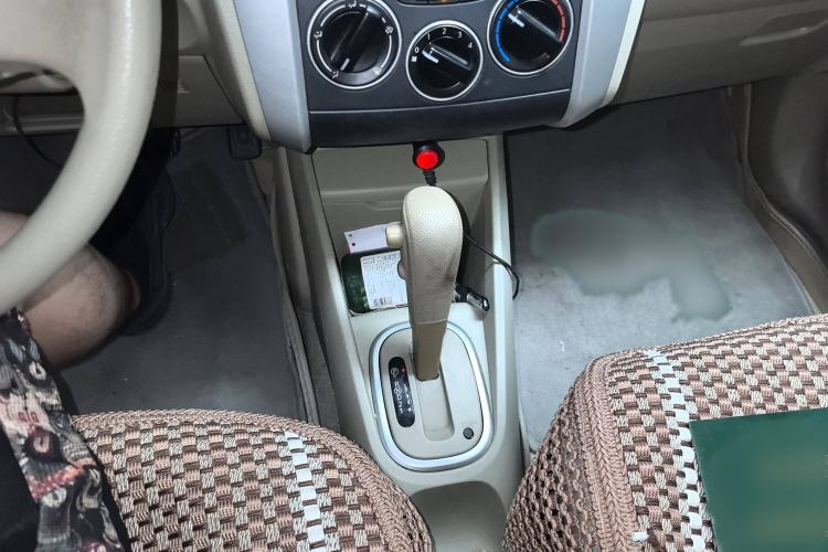 Used Venucia D50 2013 1.6L Automatic Fashion Edition
