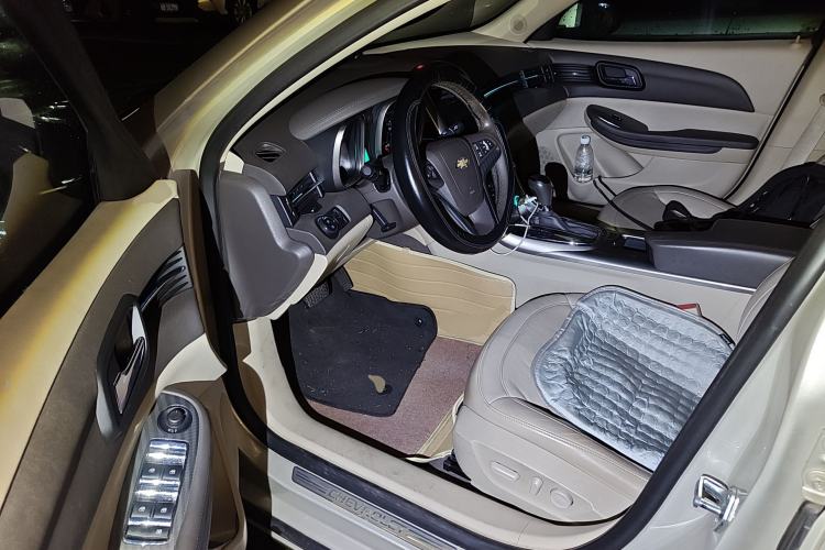 Used Chevrolet Malibu 2014 2.4L Automatic Luxury Edition Driver Seat