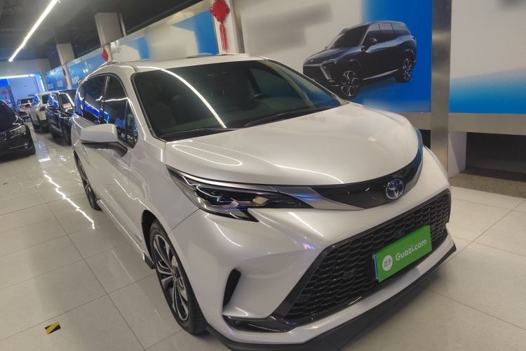 Used Toyota Granvia 2023 2.5L Hybrid Prestige PLUS Edition