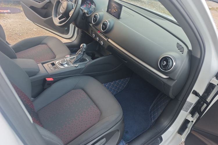 Used Audi A3 2019 Limousine 35 TFSI Ambition China V
