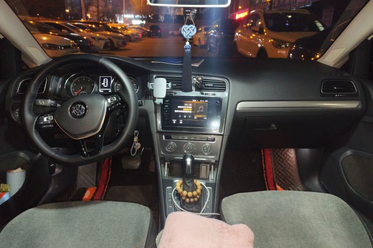 Used Volkswagen Golf 2019 200TSI DSG Comfort & Ambition Edition China VI Standard