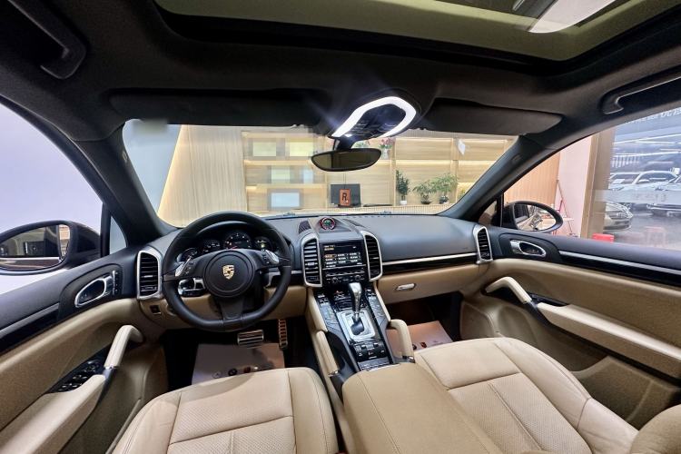 Used Porsche Cayenne 2014 Cayenne Platinum Edition 3.0T
