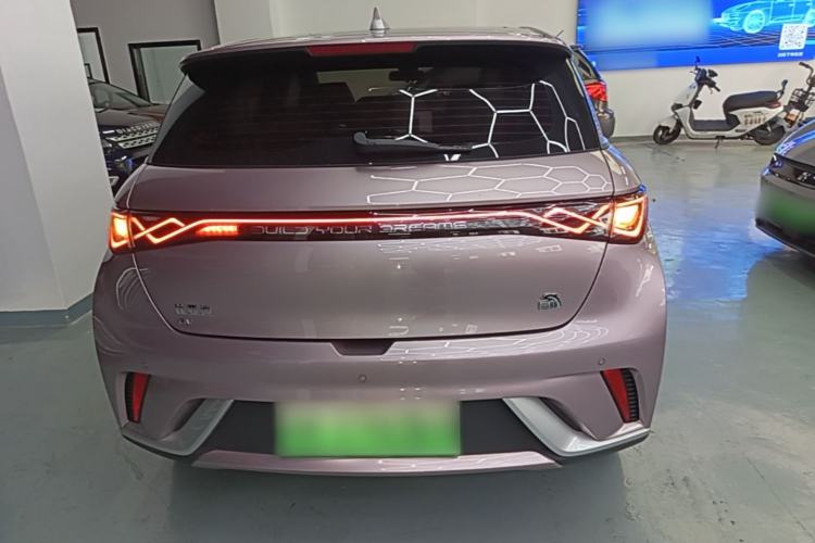 Used BYD Dolphin 2023 420 km Fashion Edition
