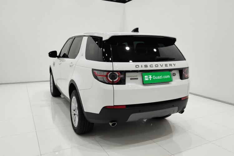 Used Land Rover Discovery Sport 2019 240 PS SE Version China VI Standard Exterior 3