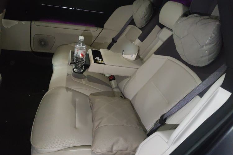 Used Avatr 12 2024 700 Three-Laser Rear-Wheel Drive Luxury Edition Left Rear Seat