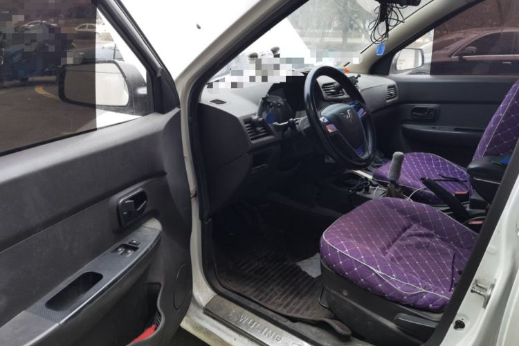 Used Wuling Hongguang 2014 1.5L Base Version Driver Seat