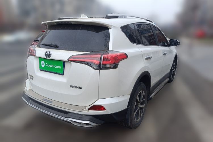 Used Toyota RAV4 2016 2.0L CVT Two-Wheel Drive Comfort Edition China V Standard
