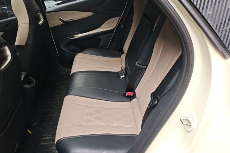 Used BYD Dolphin 2023 420 km Fashion Edition
