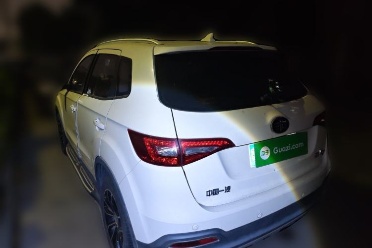 Used FAW Senya R7 2016 1.6L Manual Luxury Model Rear Left 45 Deg