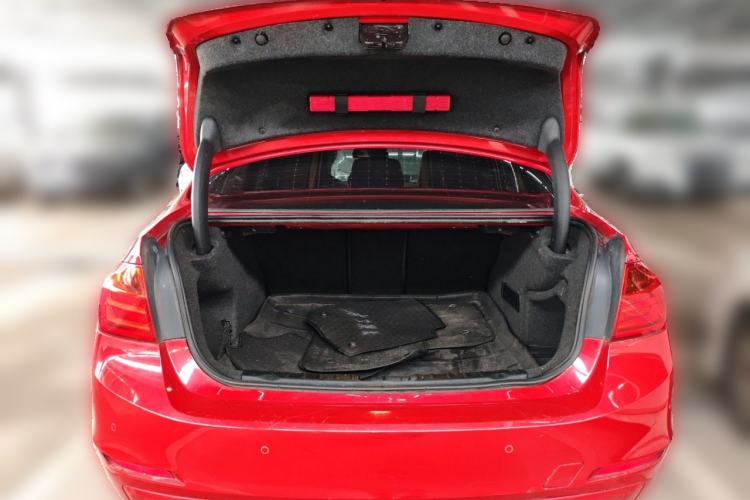 Used BMW 3 Series 2015 320Li Luxury Edition Fashion Model
