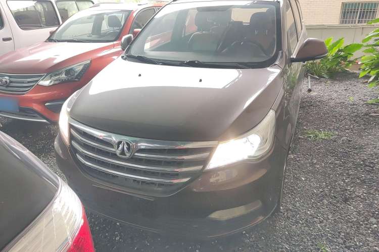 Used BAIC Weiwang M50F 2017 1.5L Standard Model