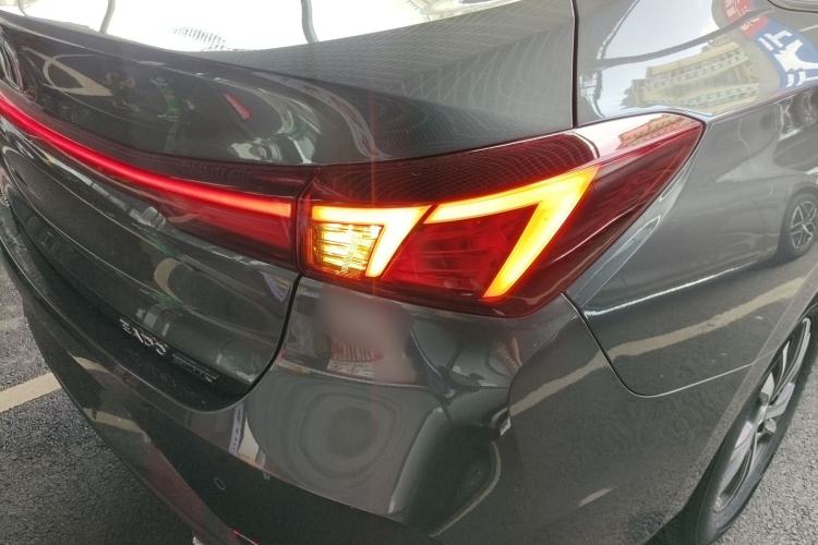 Used CHANGAN Eado 2025 PLUS 1.4T Dual-Clutch High-Energy Version Right Rear Taillight