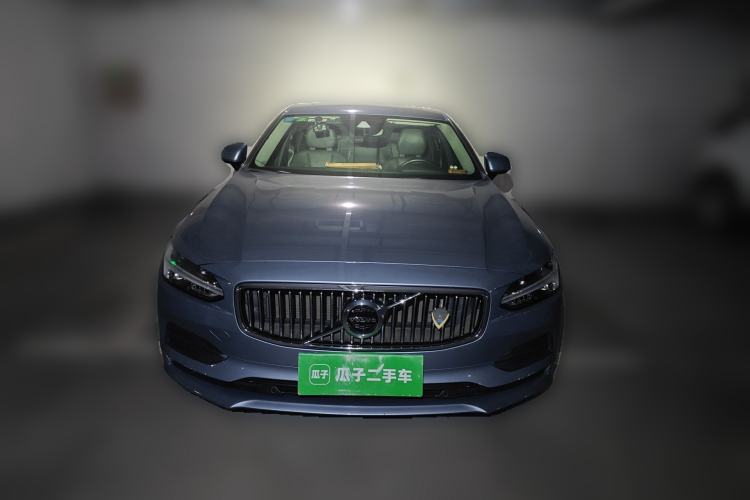Used Volvo S90 2018 T4 Zhiyuan Edition Front