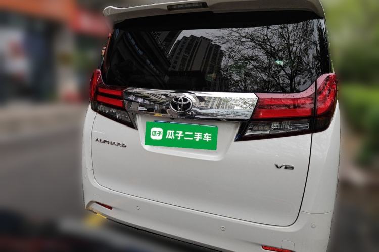 Used Toyota Alphard 2015 3.5L Luxury Edition Rear