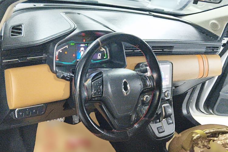 Used ORA iQ 2018 High-Range Version Smart Connectivity Model