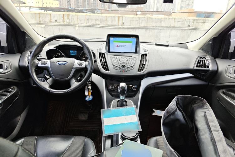 Used Ford Kuga 2015 1.5L GTDi Two-Wheel Drive Fashion Edition Center Console