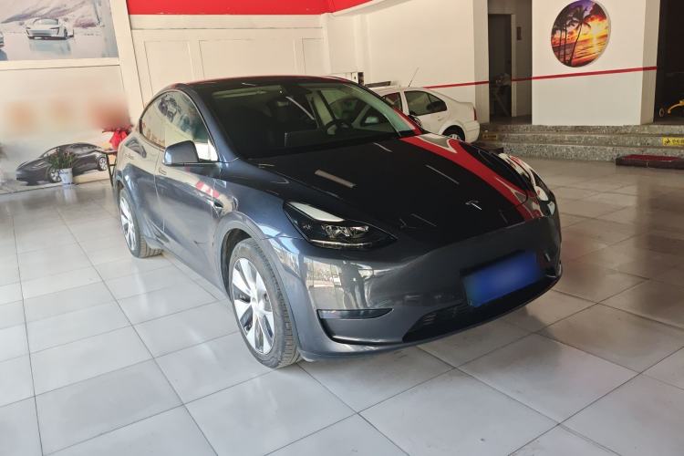 Used Tesla Model Y 2021 Long-Range All-Wheel-Drive Version