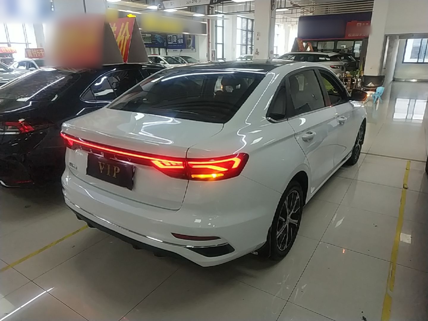Geely Auto Emgrand 2022 4th Generation 1.5L CVT Luxury Model - Premium — снимка 6