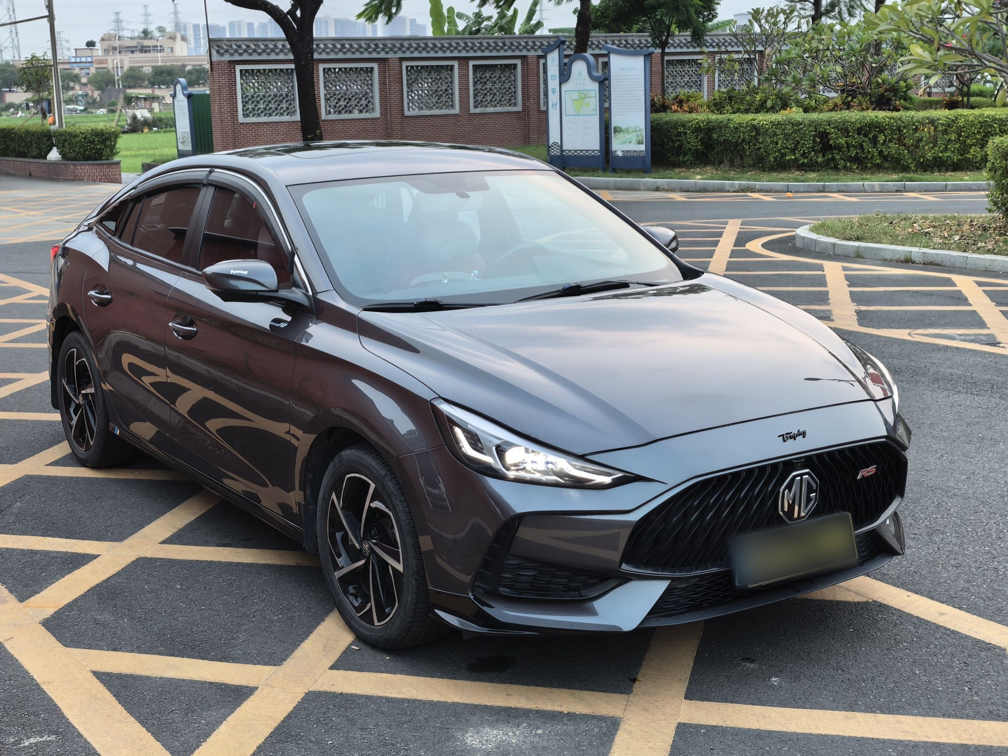 MG 5 2021 Revised 300TGI DCT Qingshè Luxurious Enjoyment Edition — снимка 13