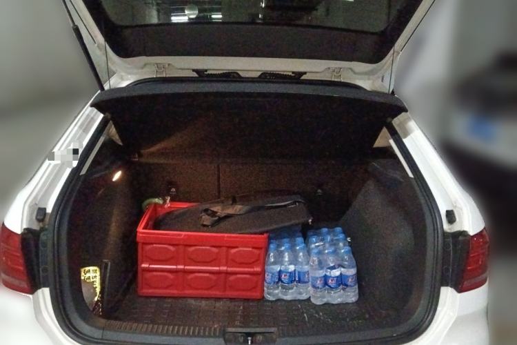 Used Volkswagen Cross Lavida 2014 1.6L Automatic
