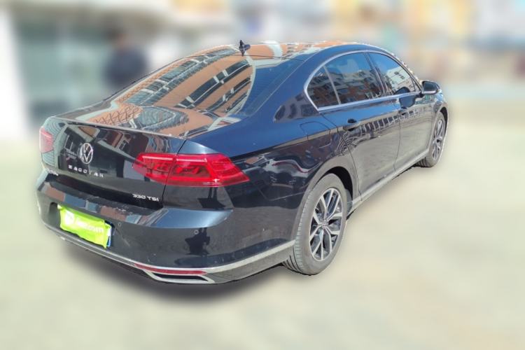 Used Volkswagen Magotan 2020 280TSI DSG Comfort Edition Rear Right 45 Deg