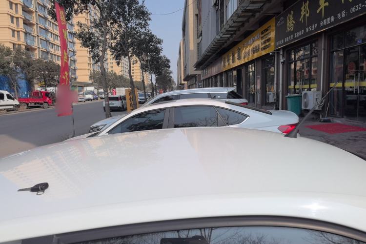 Used Volkswagen Santana 2015 1.6L Manual Fashion Edition Roof