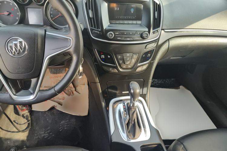 Used Buick Regal 2014 1.6T Fashionable Tech Edition
