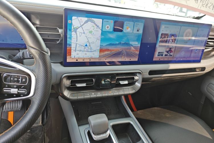 Used BAIC Off-Road BJ40 2024 2.0T All-New Urban Hunter Edition Ultimate Version
