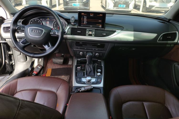 Used Audi A6L 2018 TFSI Collector's Edition Center Console