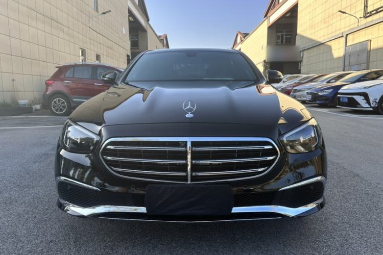 Used Mercedes-Benz E-Class 2023 Restyled E 300 L Sporty and Stylish Edition
