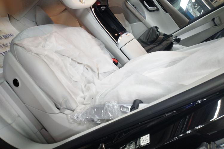 Used Mercedes-Benz EQE SUV 2024 500 4MATIC Pioneer Edition
