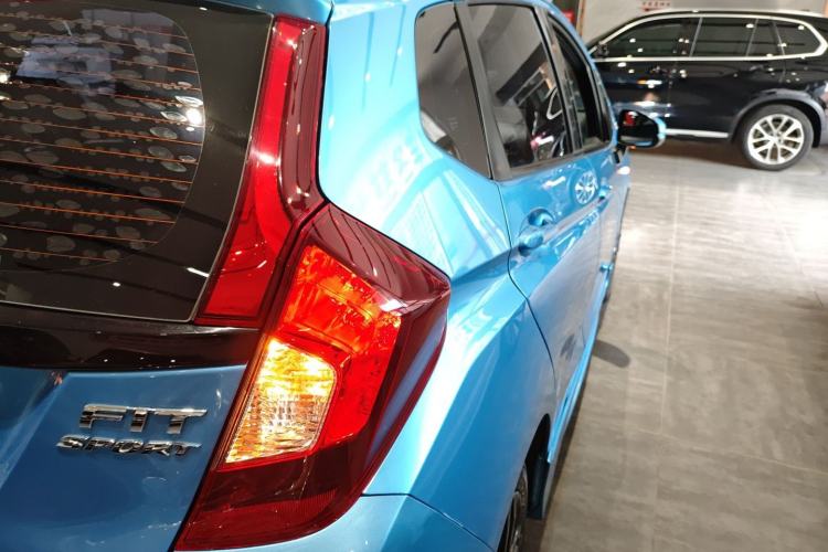 Used Honda Fit 2018 1.5L CVT Trendy Sports Edition Right Rear Taillight