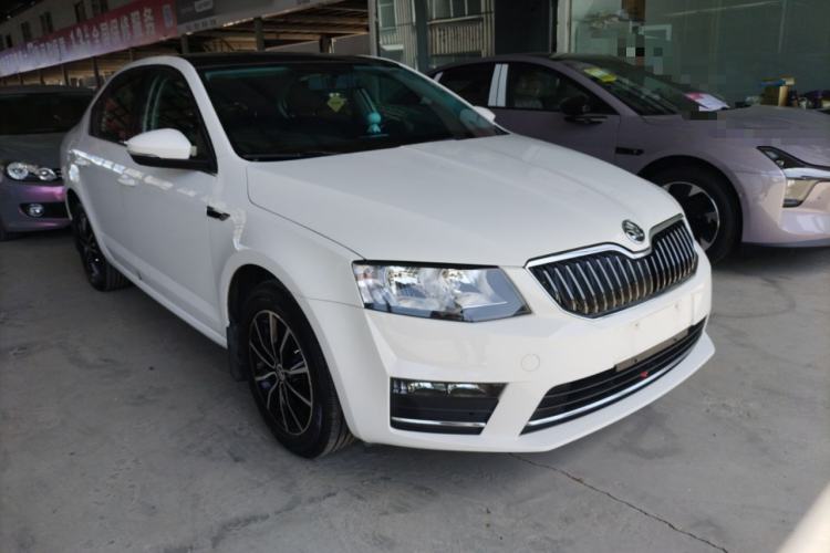 Used Skoda Octavia 2016 1.6L Automatic Smart Drive Edition
