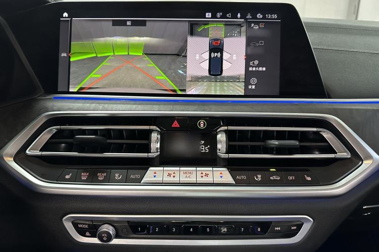 Used BMW X5 2022 Restyled xDrive 30Li Luxury Version M Sport Package
