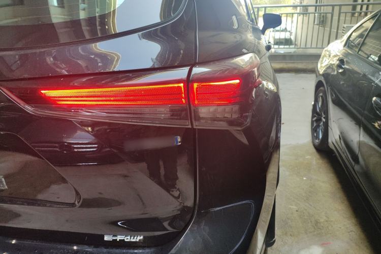 Used Toyota Crown Kluger 2023 2.5L HEV Four-Wheel Drive Luxury Edition Exterior 6