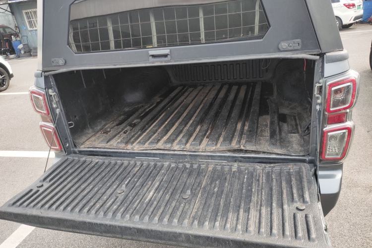 Used Isuzu D-MAX 2021 1.9T Automatic All-Wheel Drive Diesel Global Leading RZ4E Trunk