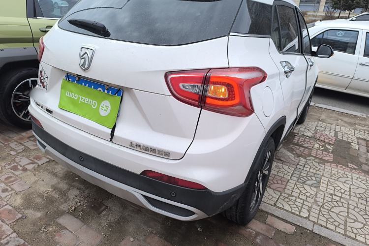 Used Baojun 510 2017 1.5L Automatic Luxury Model Right Rear Taillight