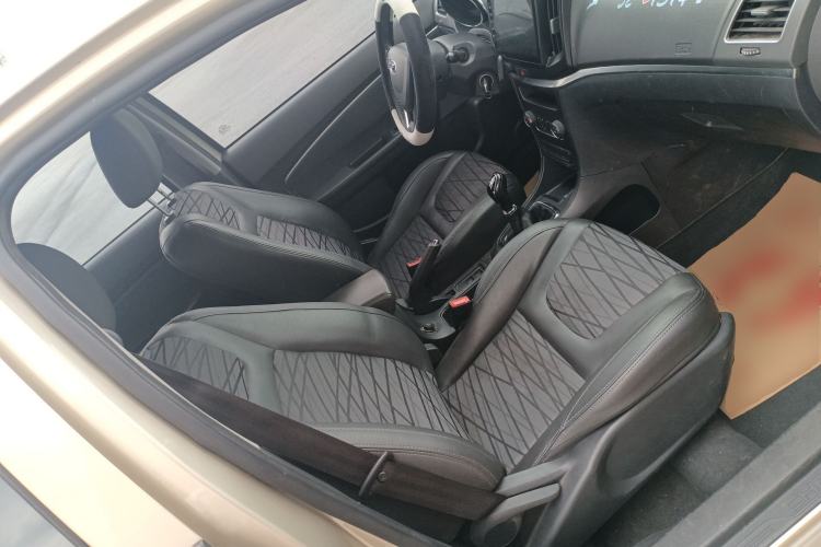 Used Cowin E3 2018 1.5L Manual Luxury Model