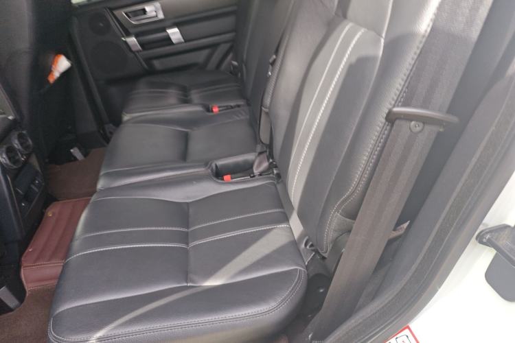 Used Land Rover Discovery  Left Rear Seat