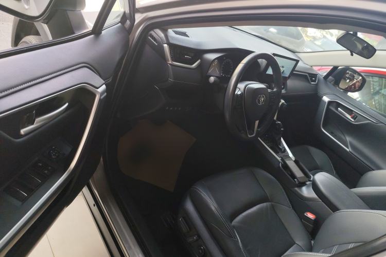 Used Toyota Wildlander 2023 2.0L CVT Four-Wheel Drive Luxury PLUS Edition