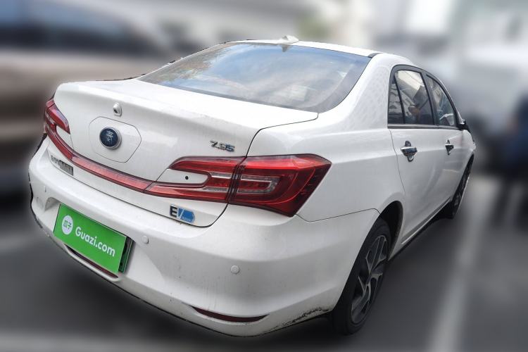 Used BYD Qin New Energy 2018 Qin EV450 Smart Connect Prestige Model
