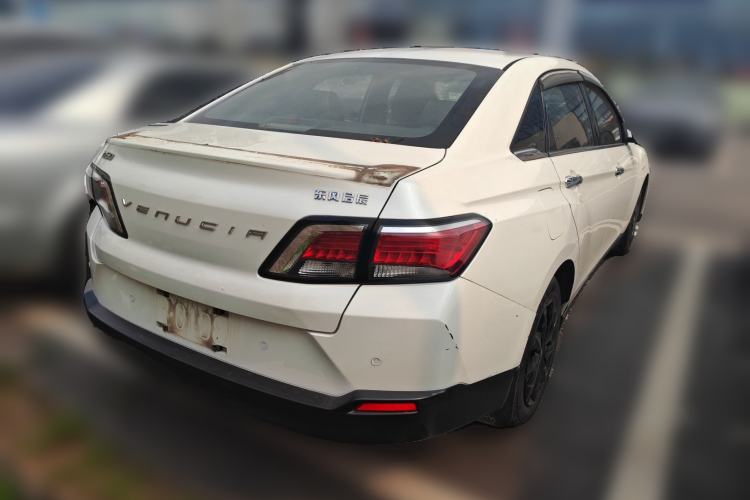 Used Venucia D60 2019 1.6L Entry Manual Fashion Edition Rear Right 45 Deg