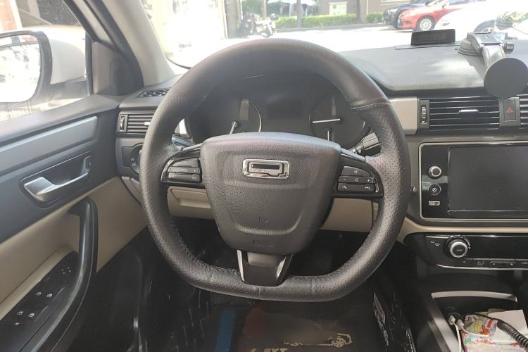 Used Qoros 3 2014 Sedan 1.6L Manual Zhixiang Model
