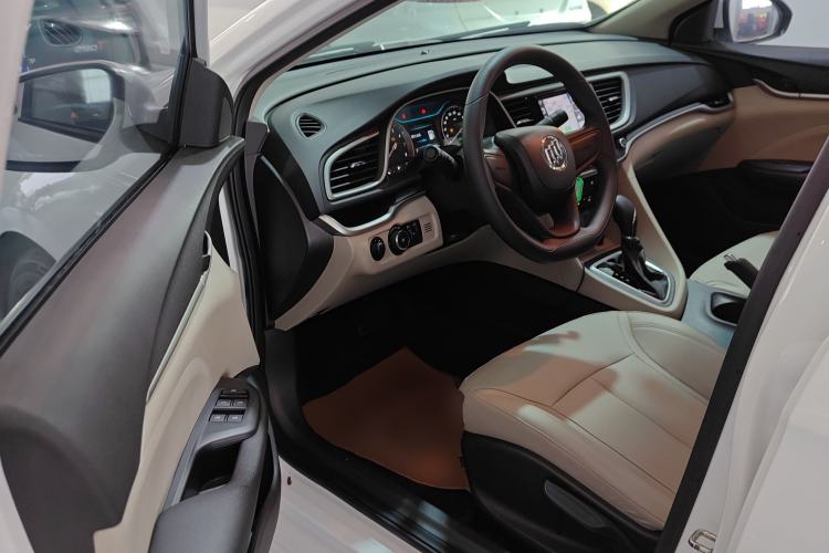 Used Buick GT 2021 Exemplar 1.5L Automatic Elite Version Driver Seat