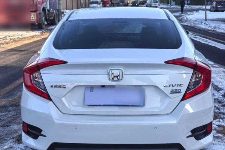 Used Honda Civic 2016 220TURBO CVT Luxury Edition
