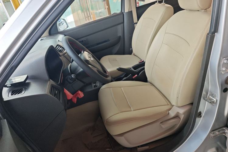 Used Wuling Hongguang 2014 1.5L S Standard Version
