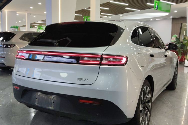 Used Hima AITO M5 2022 Range-Extended Rear-Drive Standard Version
