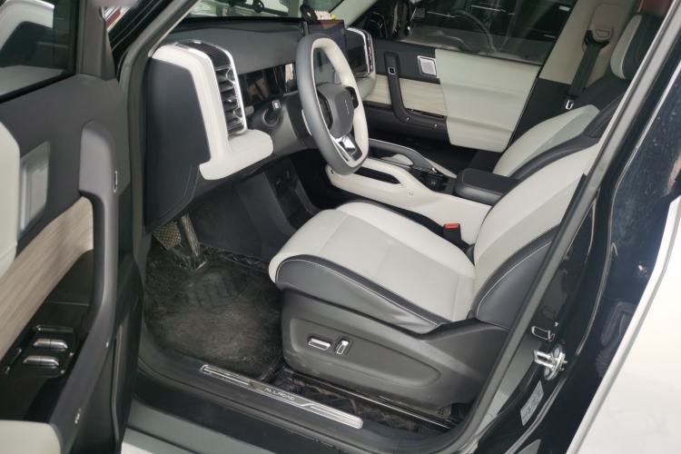 Used iCAR 03 2024 501km Two-Wheel Drive Long-Range Version Left Front Seat